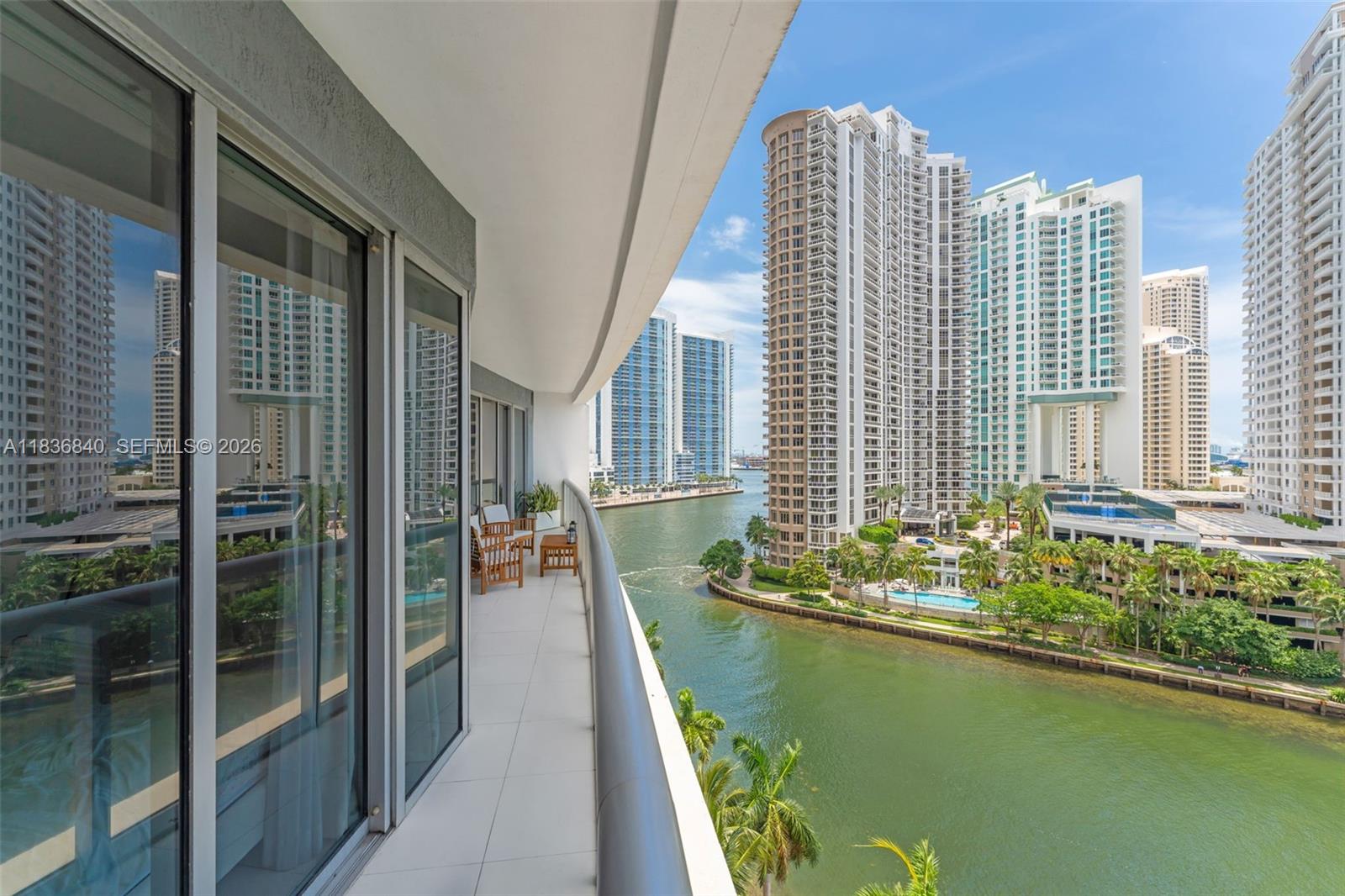 ICON BRICKELL NO TWO - Residential