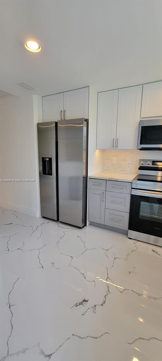 CYPRESS TREE CONDO BLDG 3 - Residential