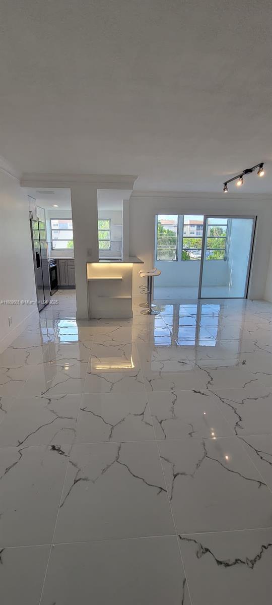 CYPRESS TREE CONDO BLDG 3 - Residential