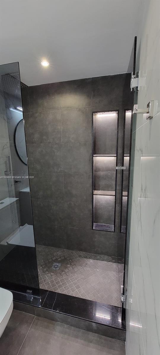 CYPRESS TREE CONDO BLDG 3 - Residential