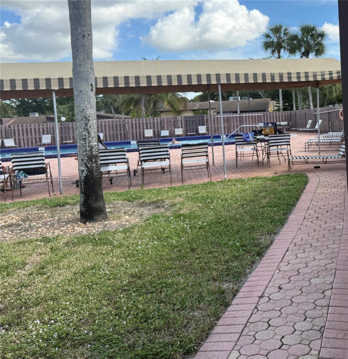 VILLAS AT CARRIAGE HILLS - Residential