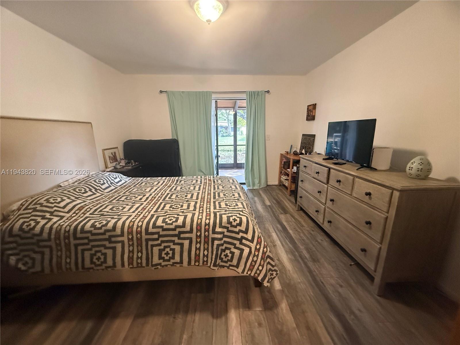 VILLAS AT CARRIAGE HILLS - Residential