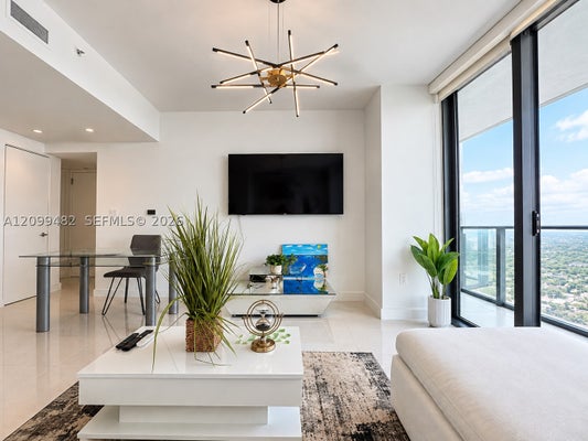 1300 S MIAMI AVE UNIT 3107, MIAMI, FL 33130 - Image a45a7a9bf034c2e7ff608b8e5d7d4359/579126274