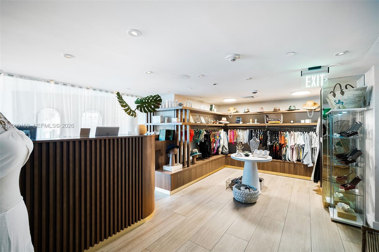 Mondrian - Residential