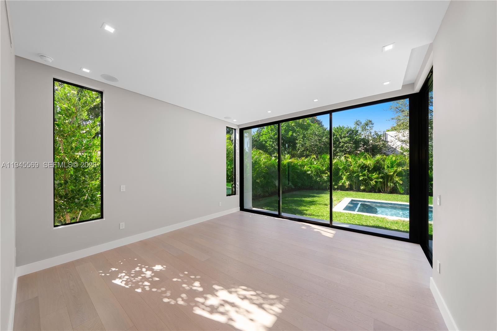 GRIFFING BISCAYNE PARK ES - Residential