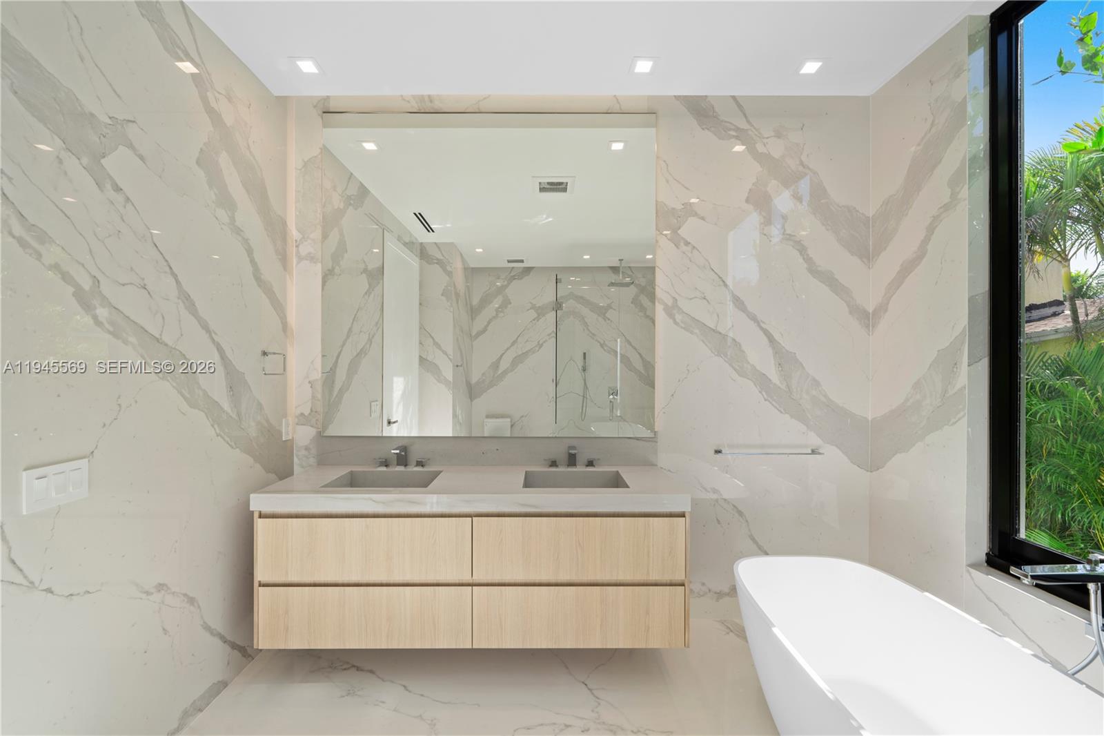 GRIFFING BISCAYNE PARK ES - Residential