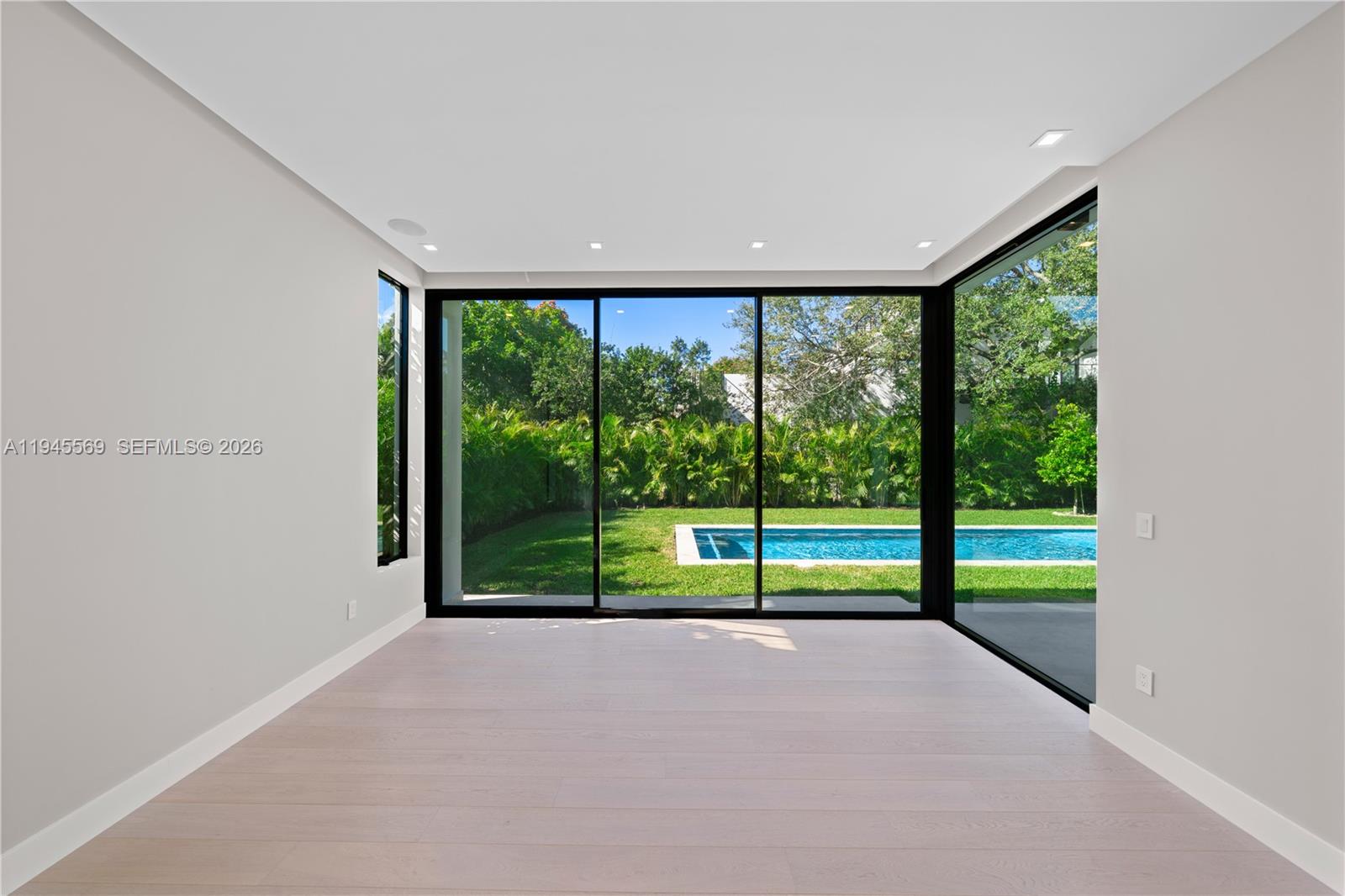 GRIFFING BISCAYNE PARK ES - Residential