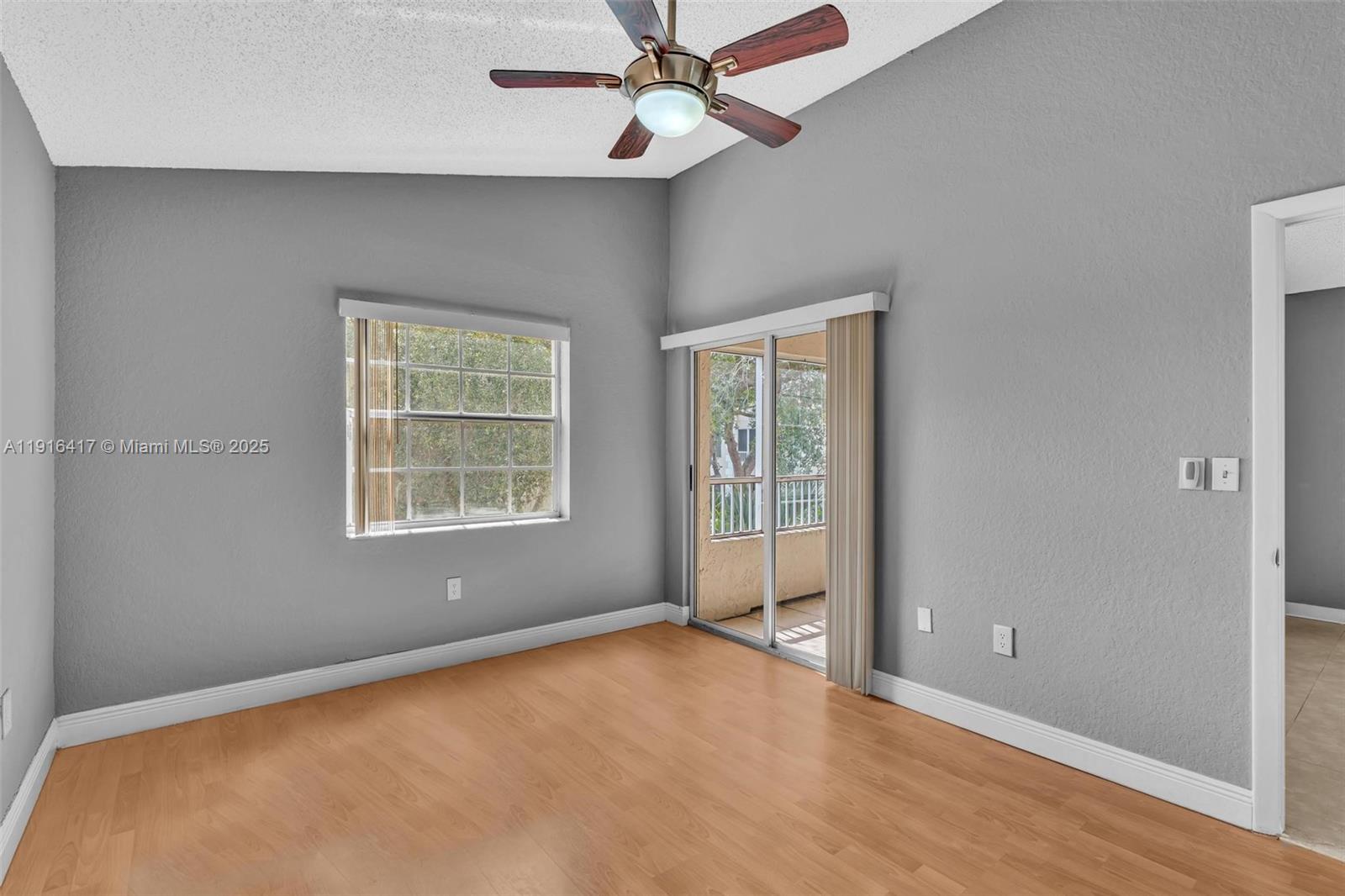 LAKEVIEW CLUB CONDO - Residential Lease