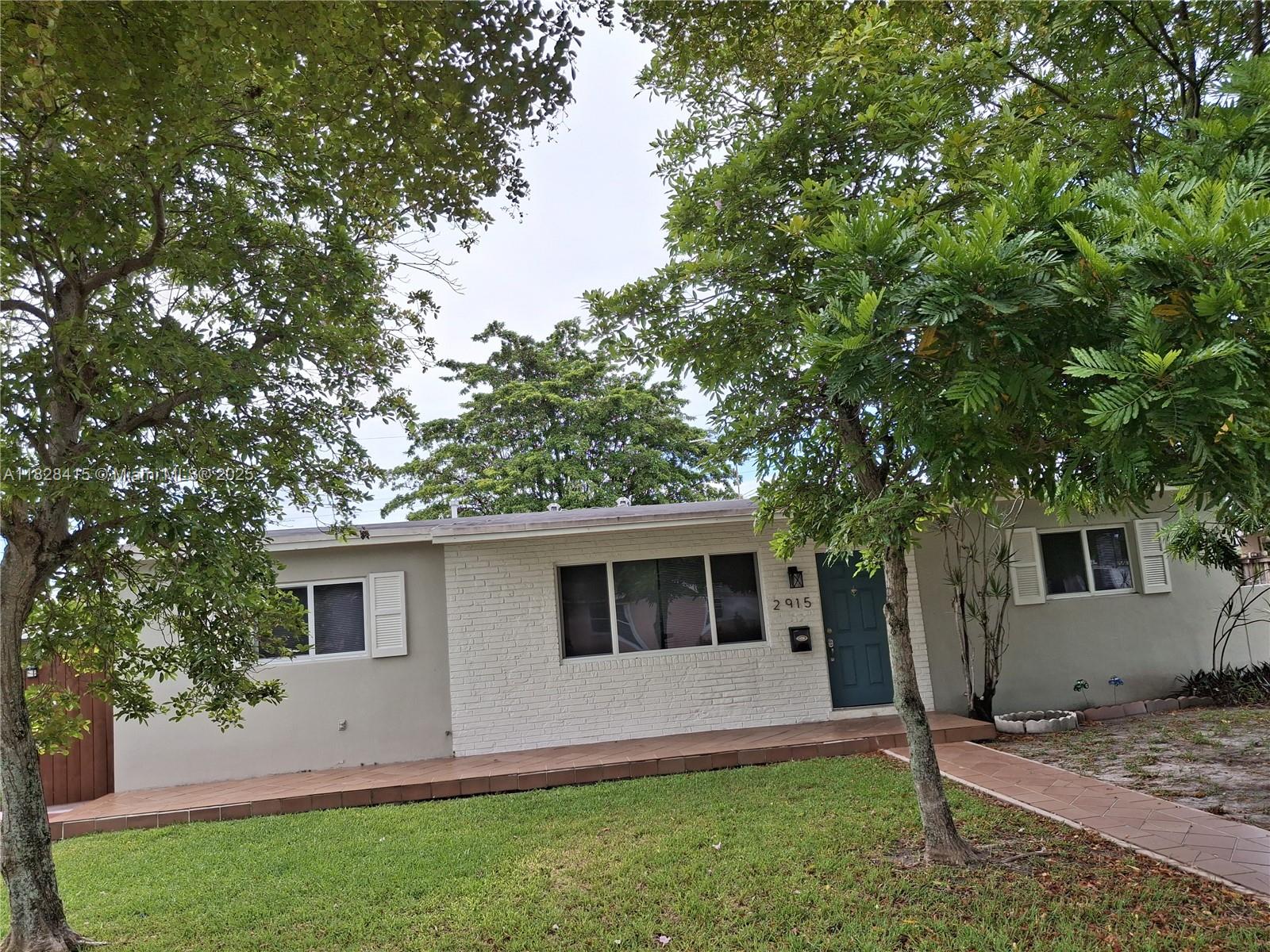 2915 SW 92nd Pl