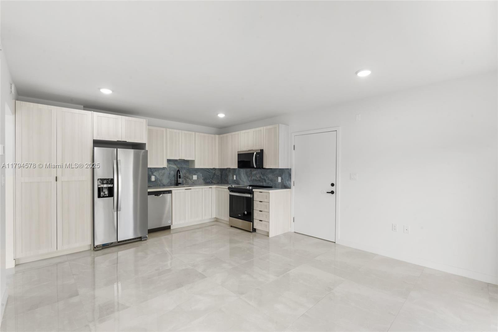 On Grandville - Residential Lease