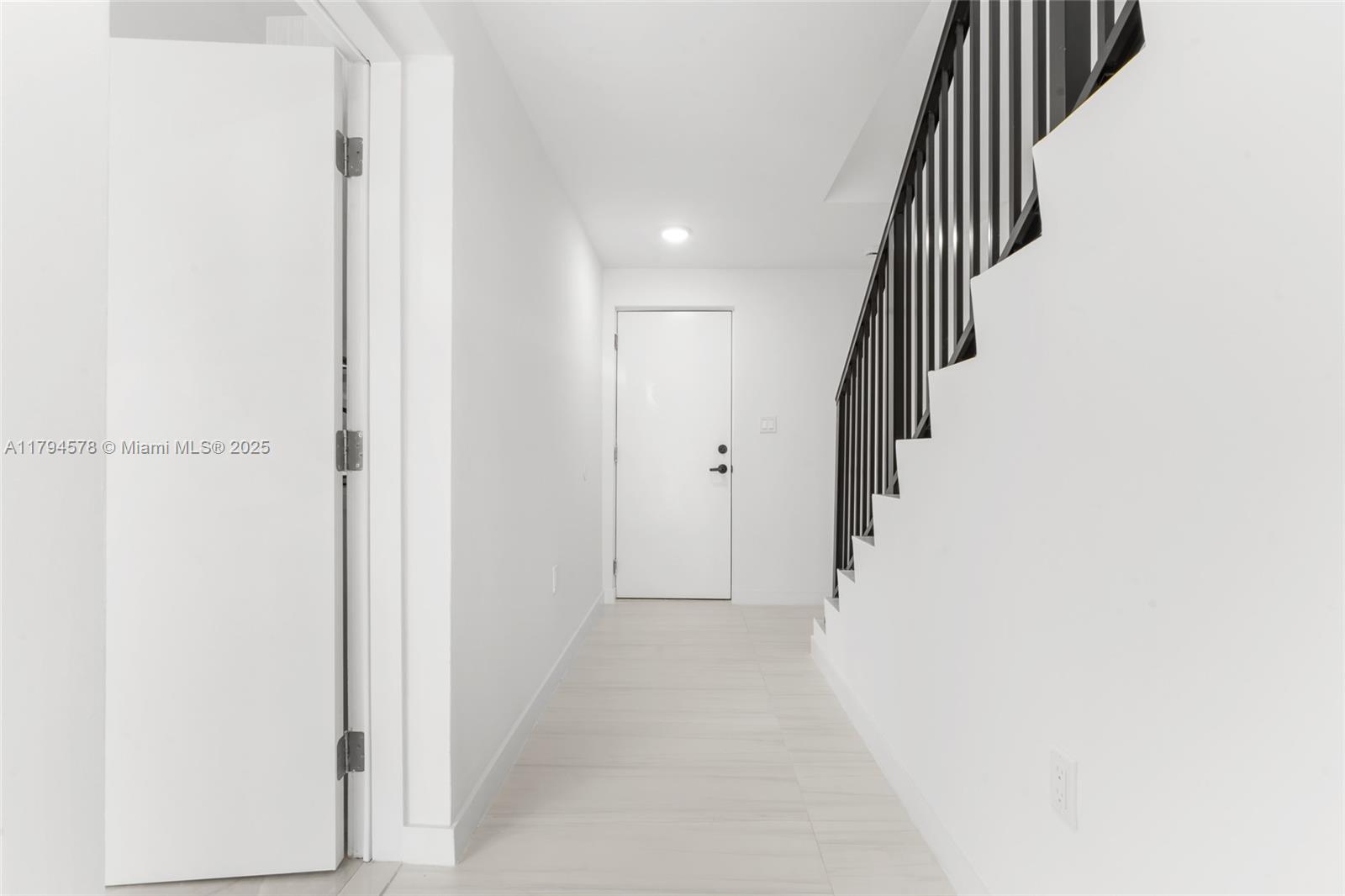 On Grandville - Residential Lease