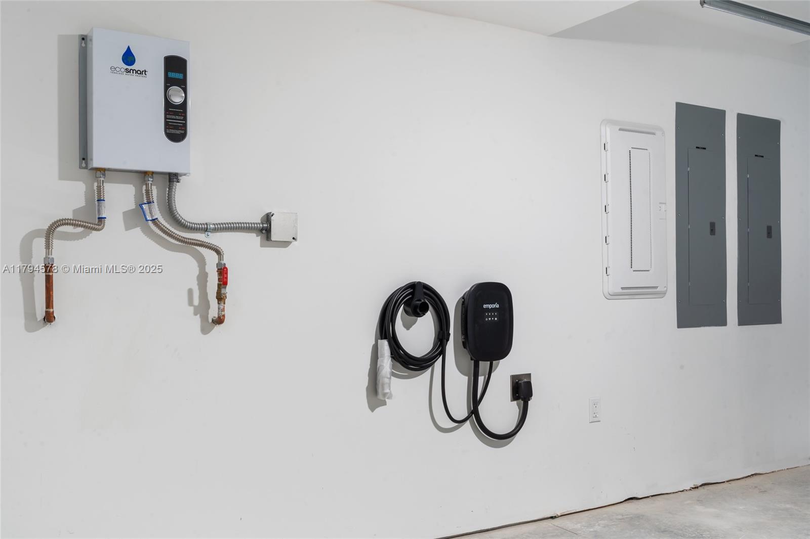 On Grandville - Residential Lease