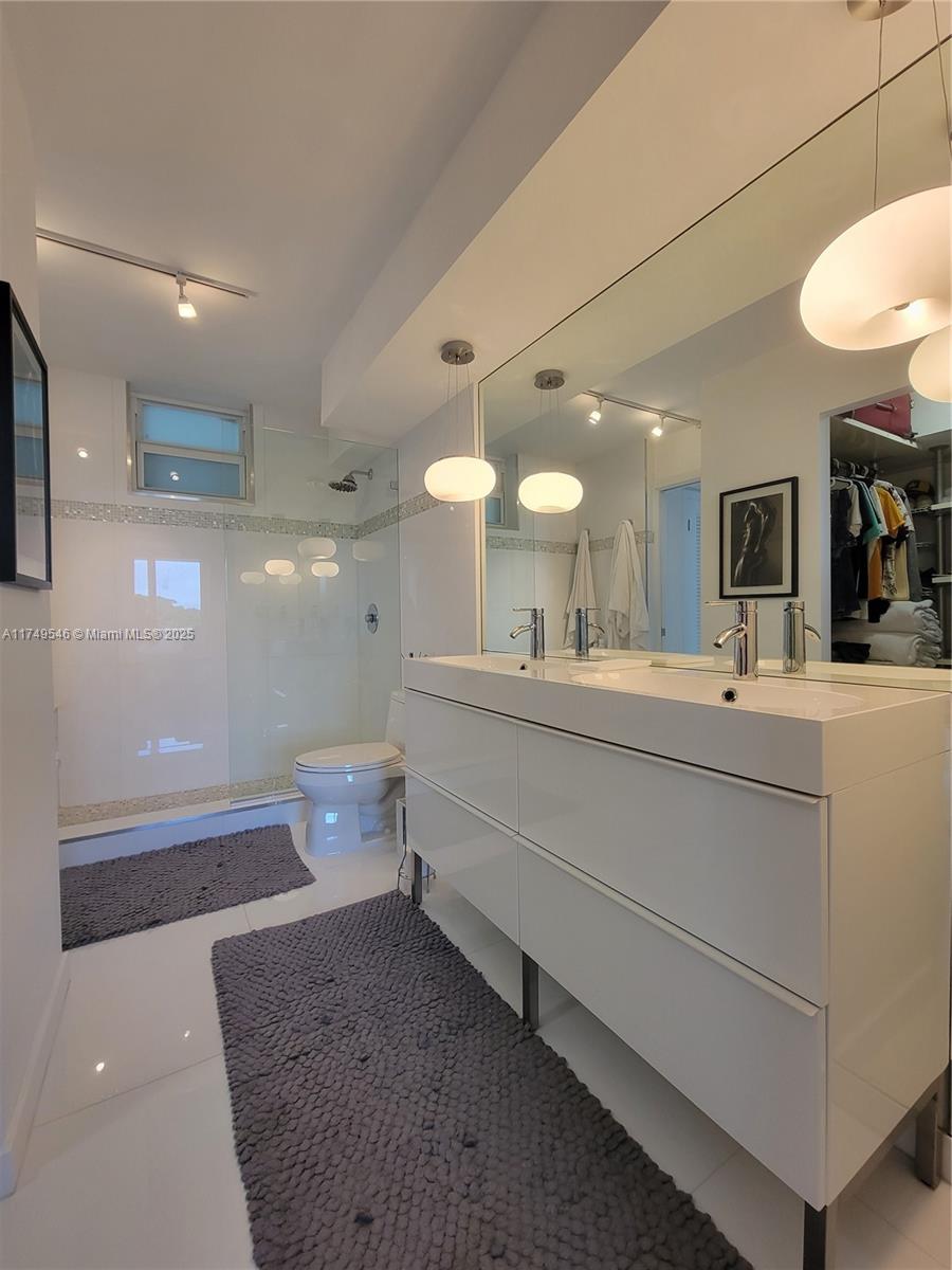BONNE VIE CONDO - Residential