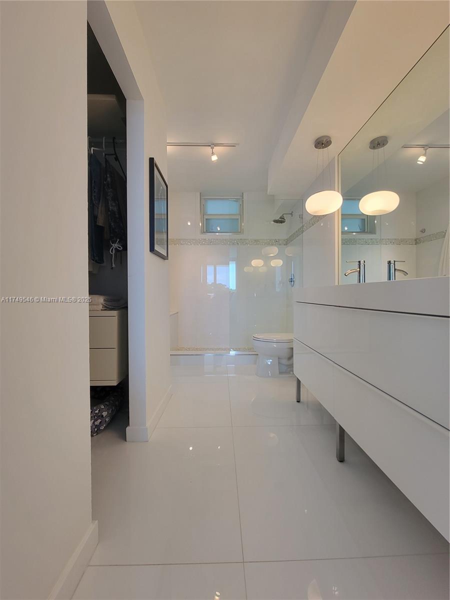 BONNE VIE CONDO - Residential