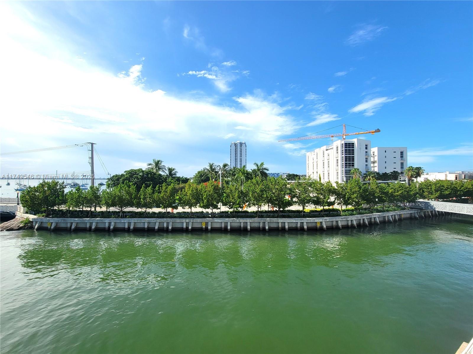 BONNE VIE CONDO - Residential