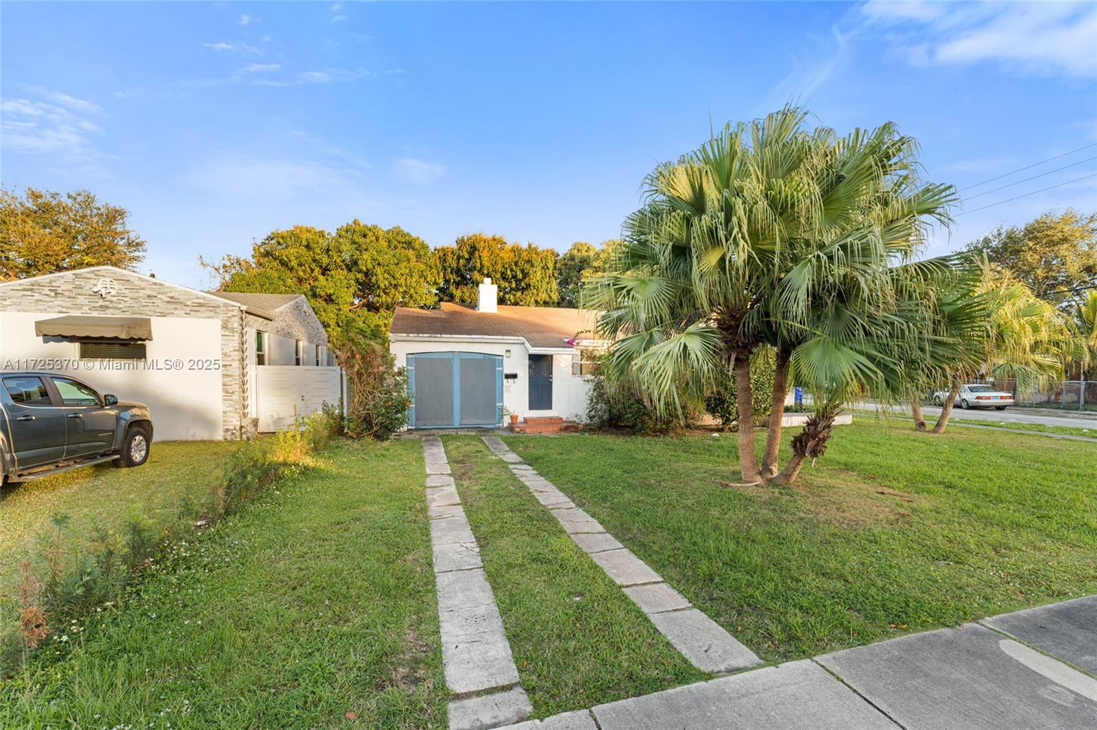 W BUENA VISTA CEN - Residential