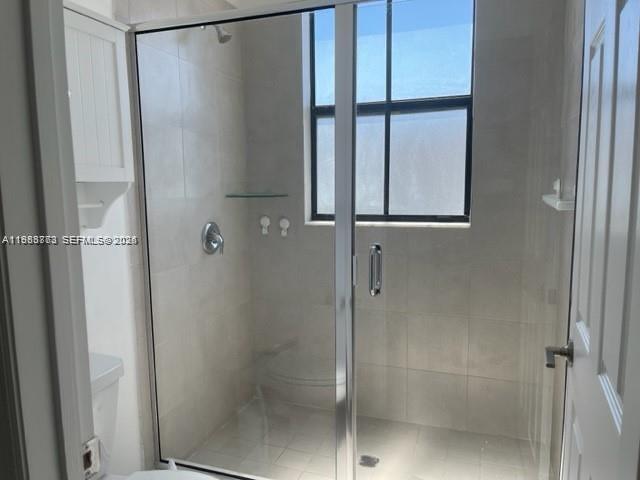 AQUABELLA NORTH REPLAT - Residential Lease