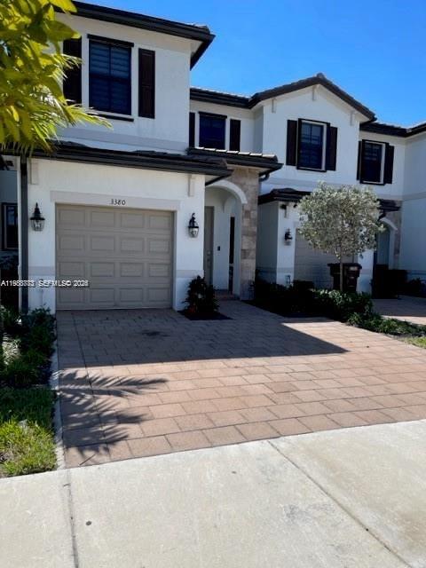 AQUABELLA NORTH REPLAT - Residential Lease