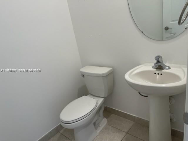 AQUABELLA NORTH REPLAT - Residential Lease