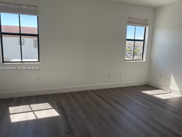 AQUABELLA NORTH REPLAT - Residential Lease