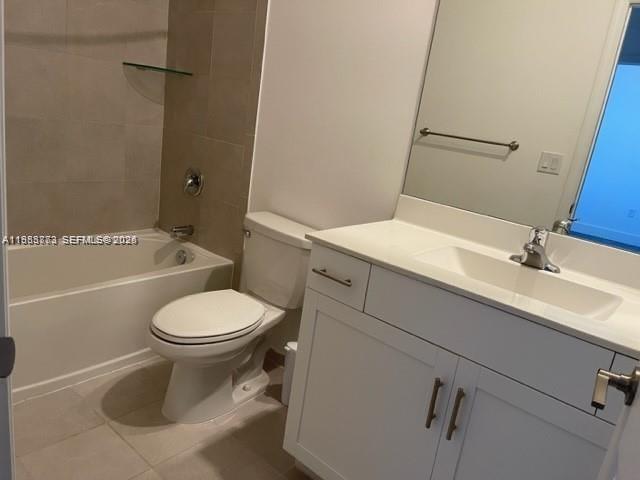 AQUABELLA NORTH REPLAT - Residential Lease