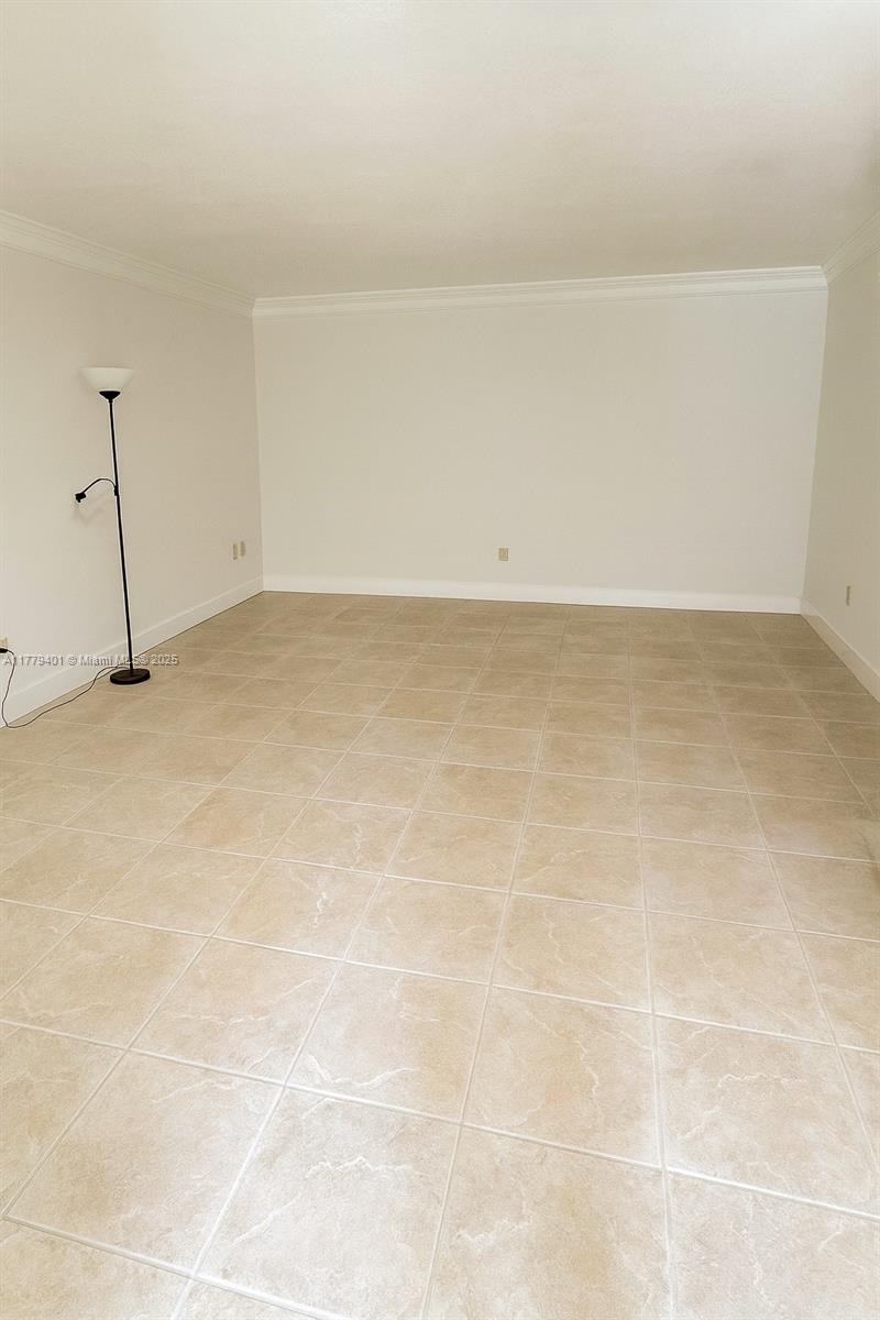 NORTHLAKE VLG AT CALIF CL - Residential