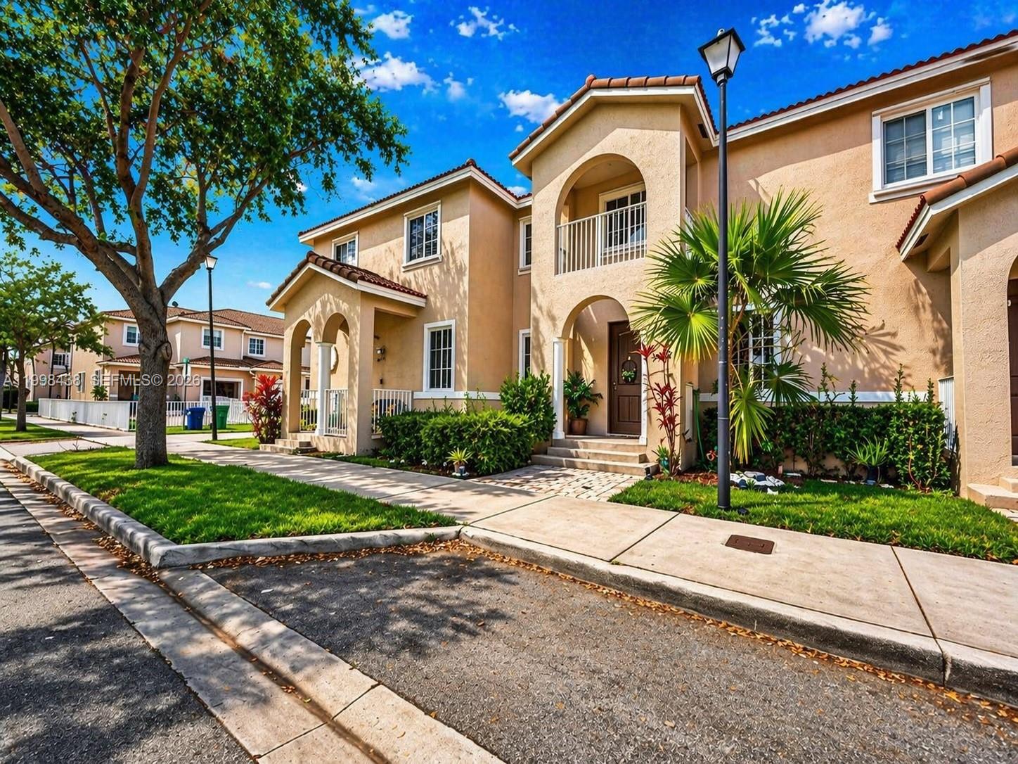 MANDARIN LAKES - Residential Lease