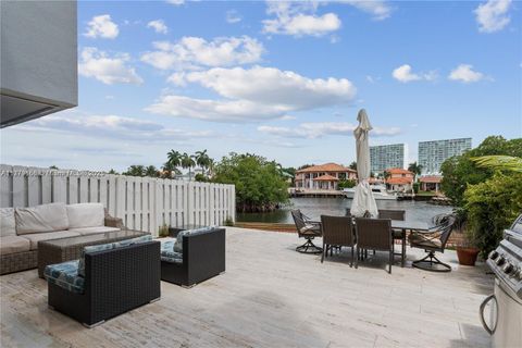 387 Poinciana Dr 1211 Sunny Isles Beach FL 33160