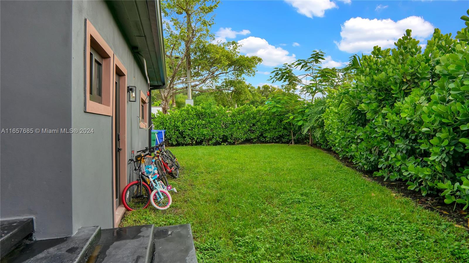 BRICKELLS FLAGLER - Residential Lease