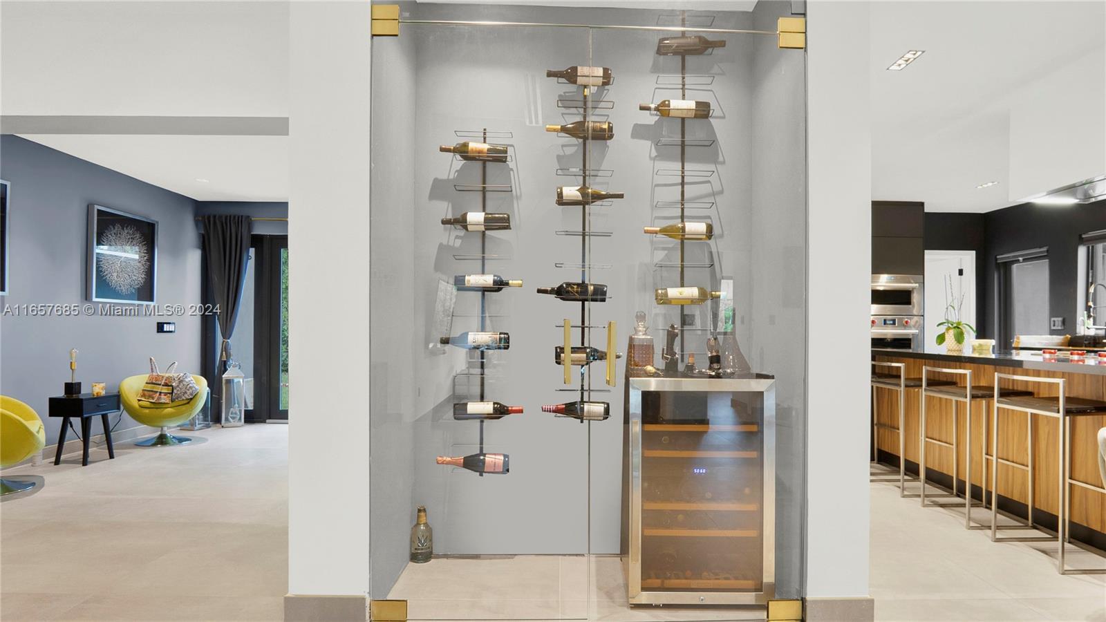 BRICKELLS FLAGLER - Residential Lease