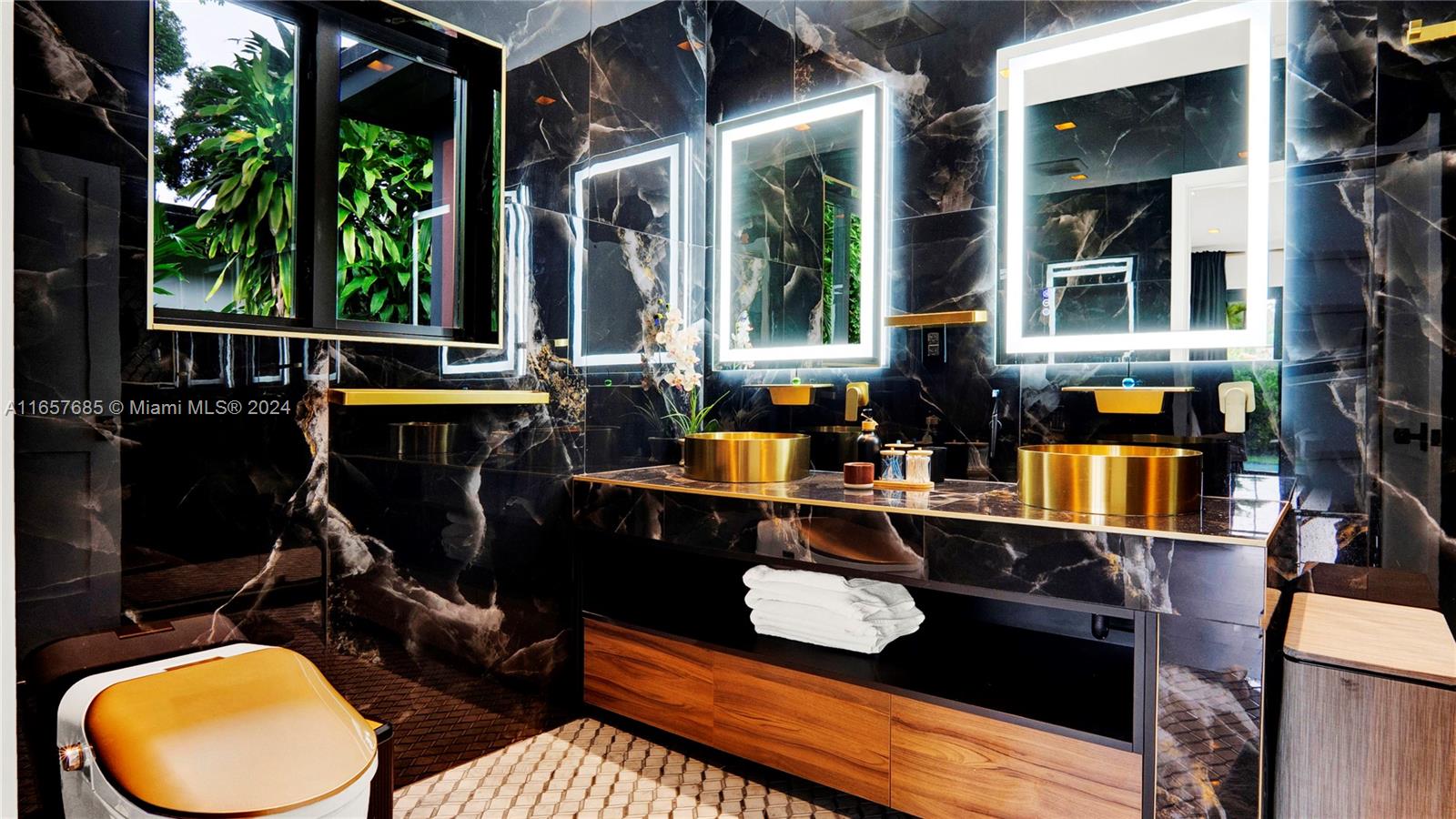 BRICKELLS FLAGLER - Residential Lease