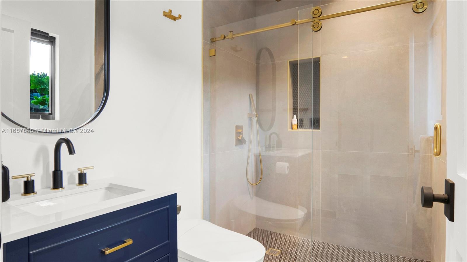 BRICKELLS FLAGLER - Residential Lease