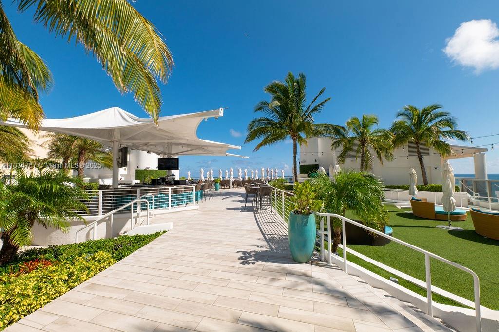 551 FLB CONDOMINIUM RESID - Residential