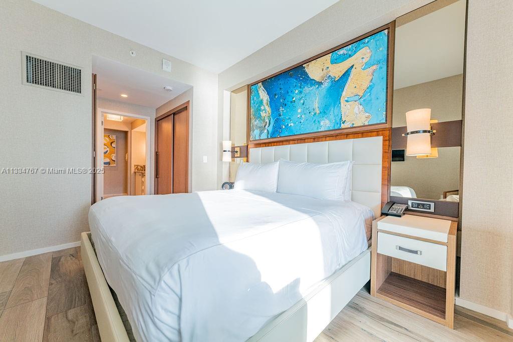 551 FLB CONDOMINIUM RESID - Residential