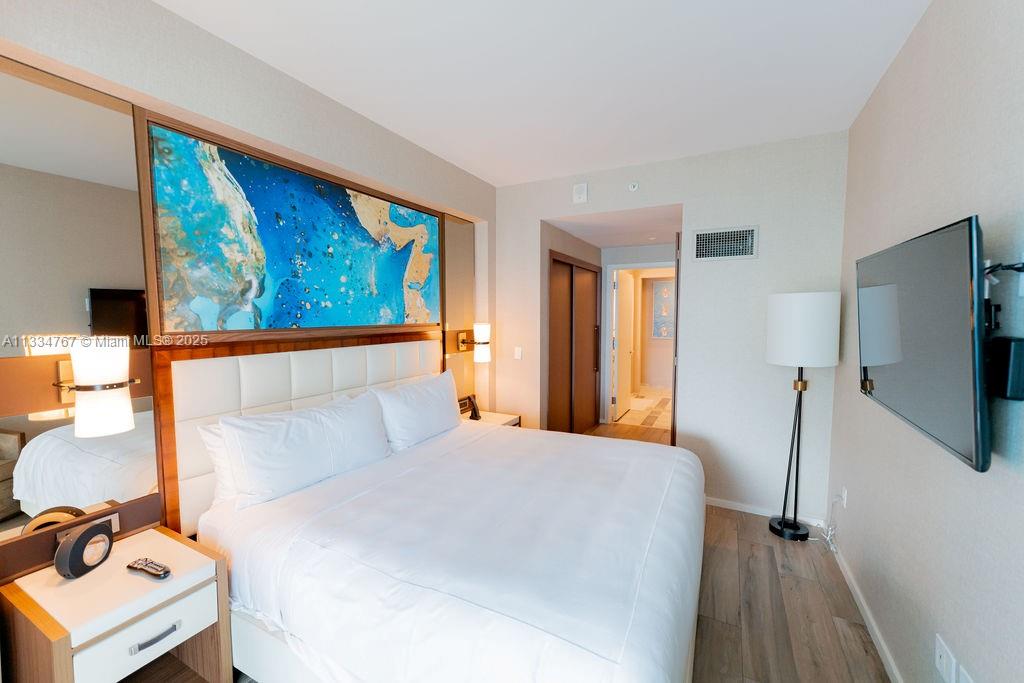 551 FLB CONDOMINIUM RESID - Residential