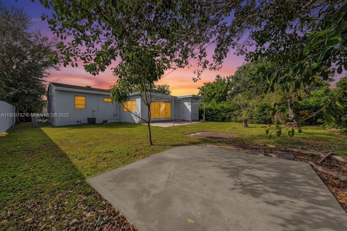 BREEZY HEIGHTS 1ST ADDN - Residential