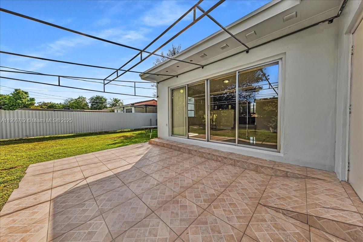 BREEZY HEIGHTS 1ST ADDN - Residential