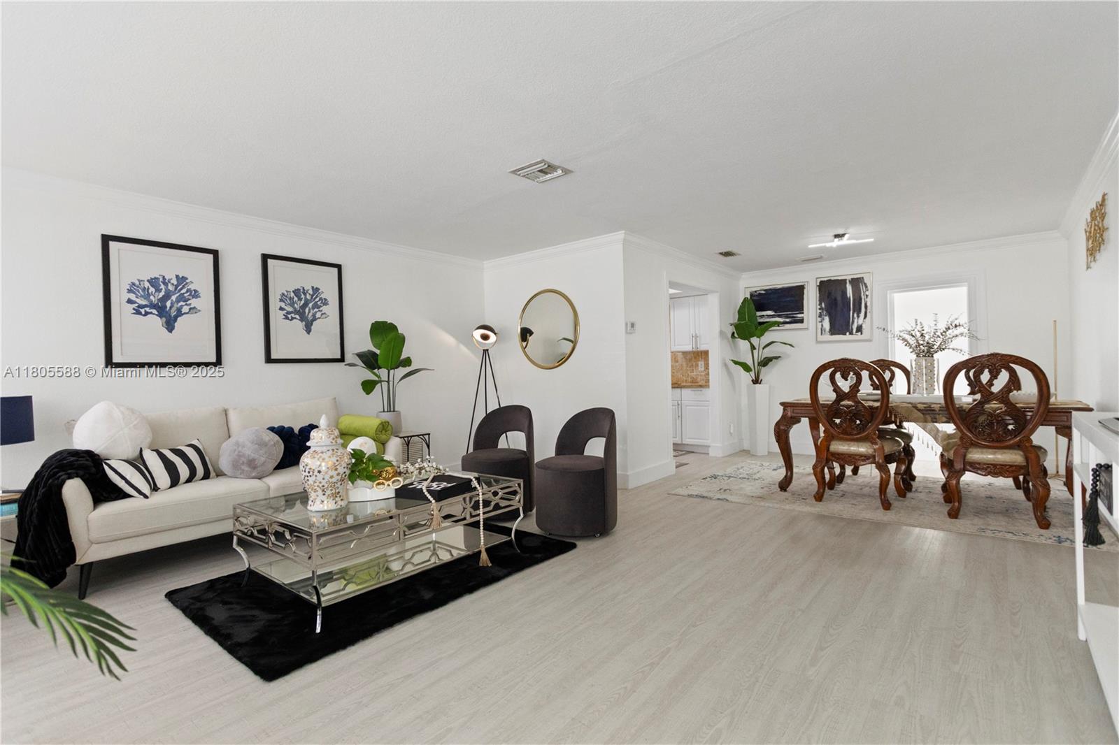 2630 NW 44th Ter, Lauderhill, FL, 33313/$478,900 3 2630 NW 44th Ter