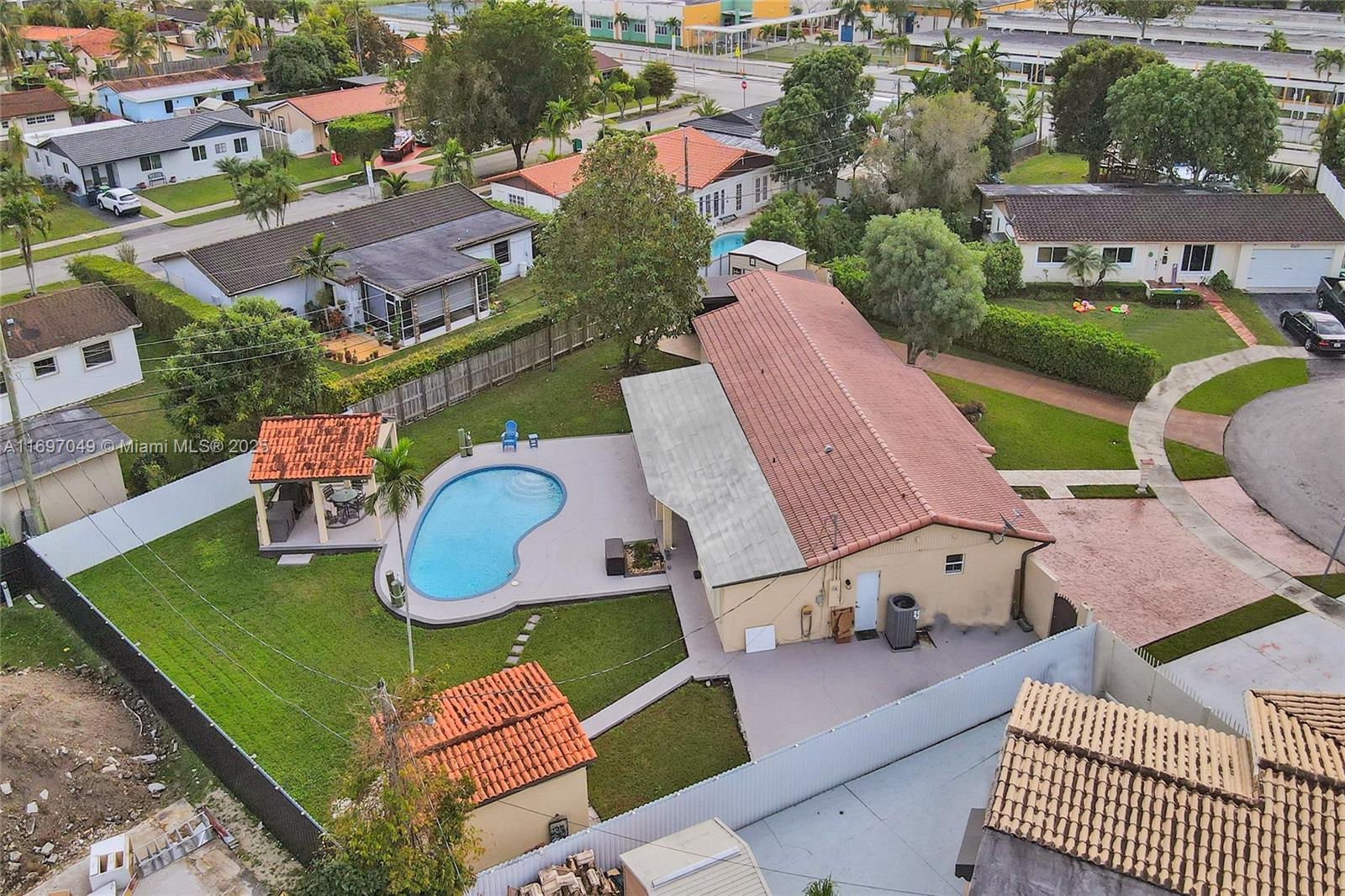 TOWN PARK HEIGHTS - Residential