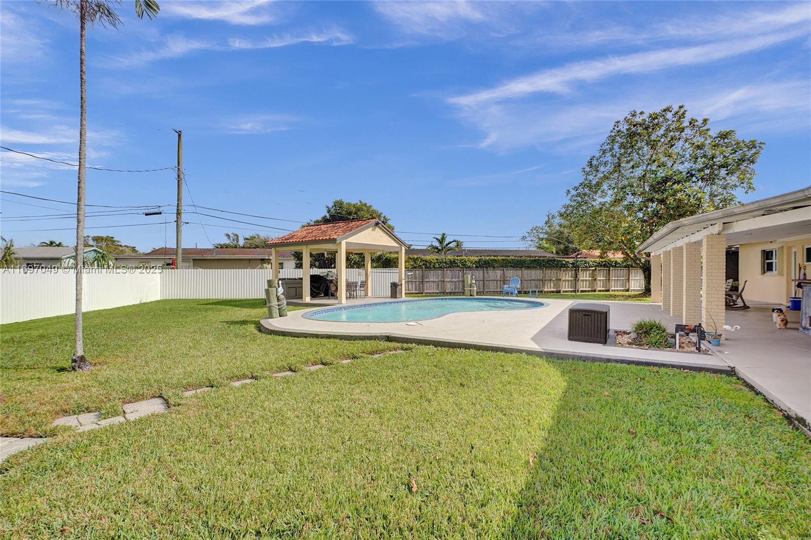 TOWN PARK HEIGHTS - Residential