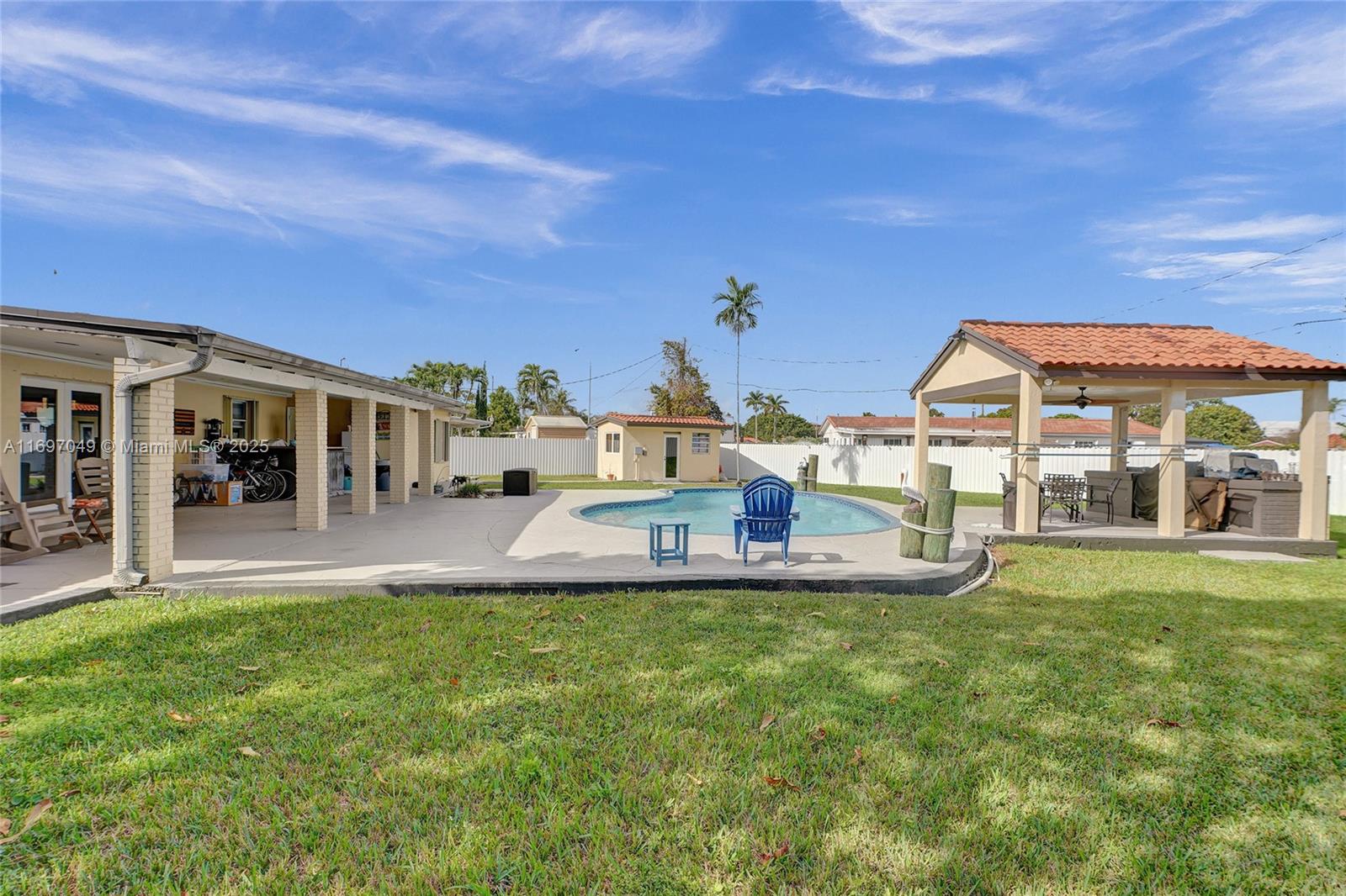 TOWN PARK HEIGHTS - Residential