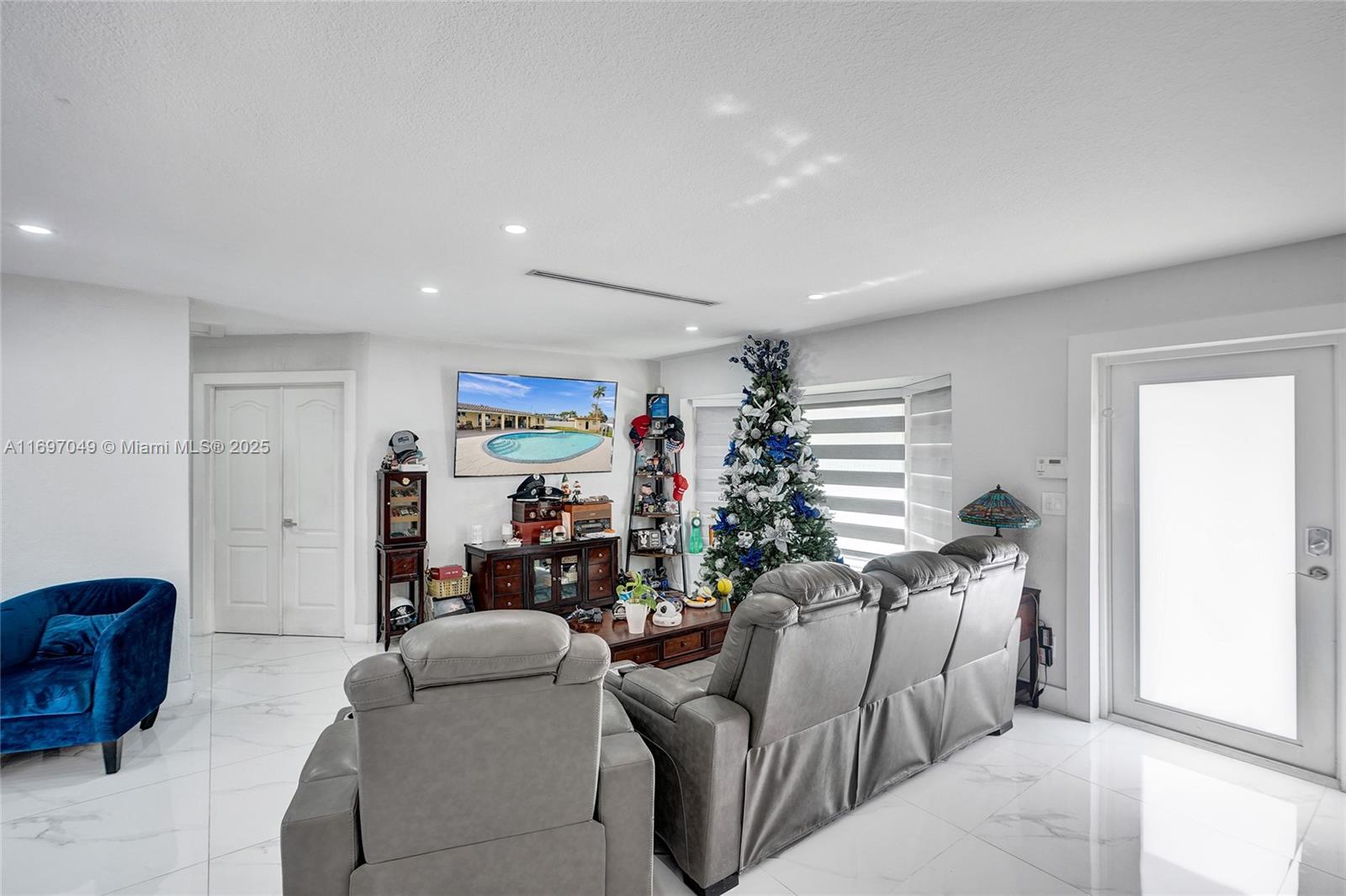 TOWN PARK HEIGHTS - Residential