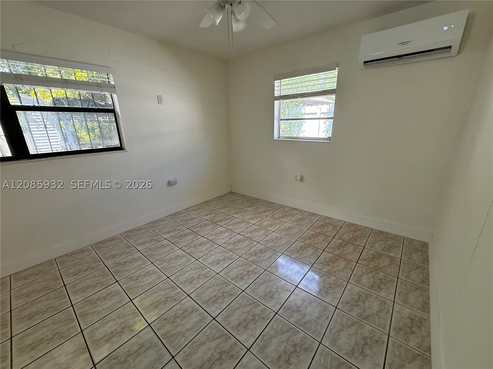 1405 NW 121st St 2