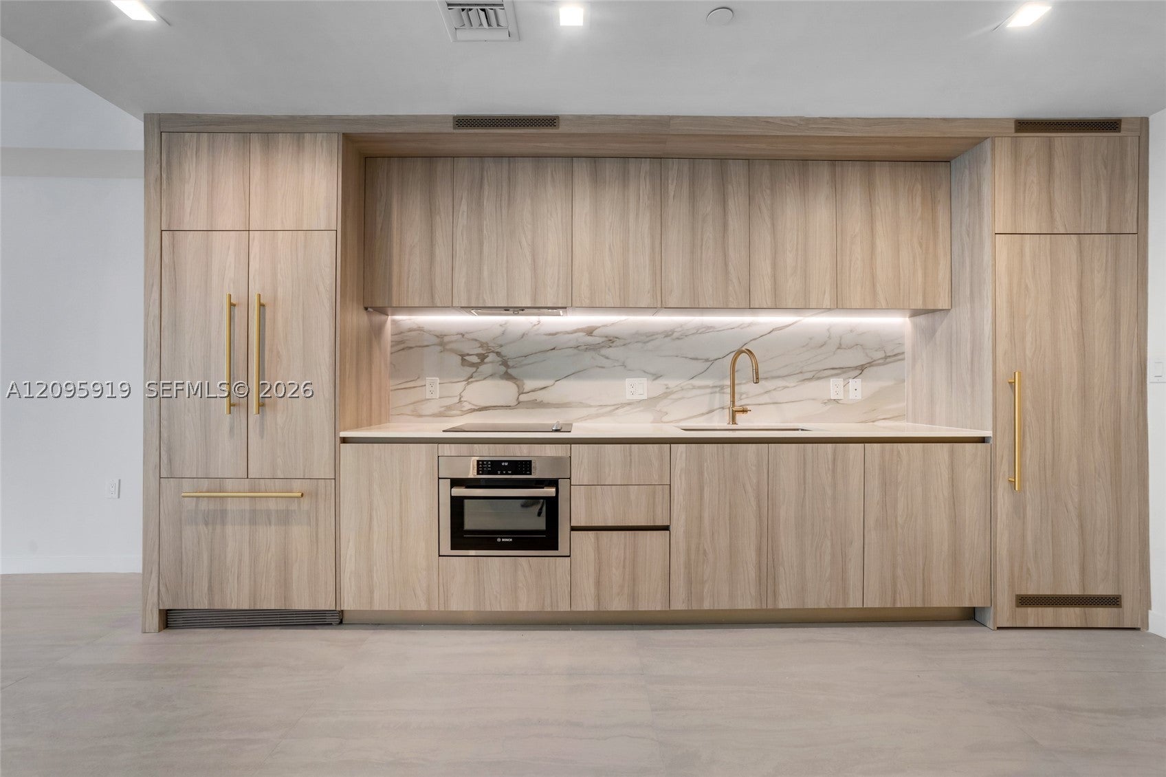 77 SE 5 Street 1708