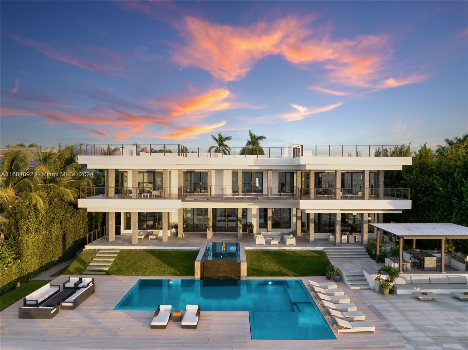 TROPICAL ISLE HOMES SUB 4 - Residential