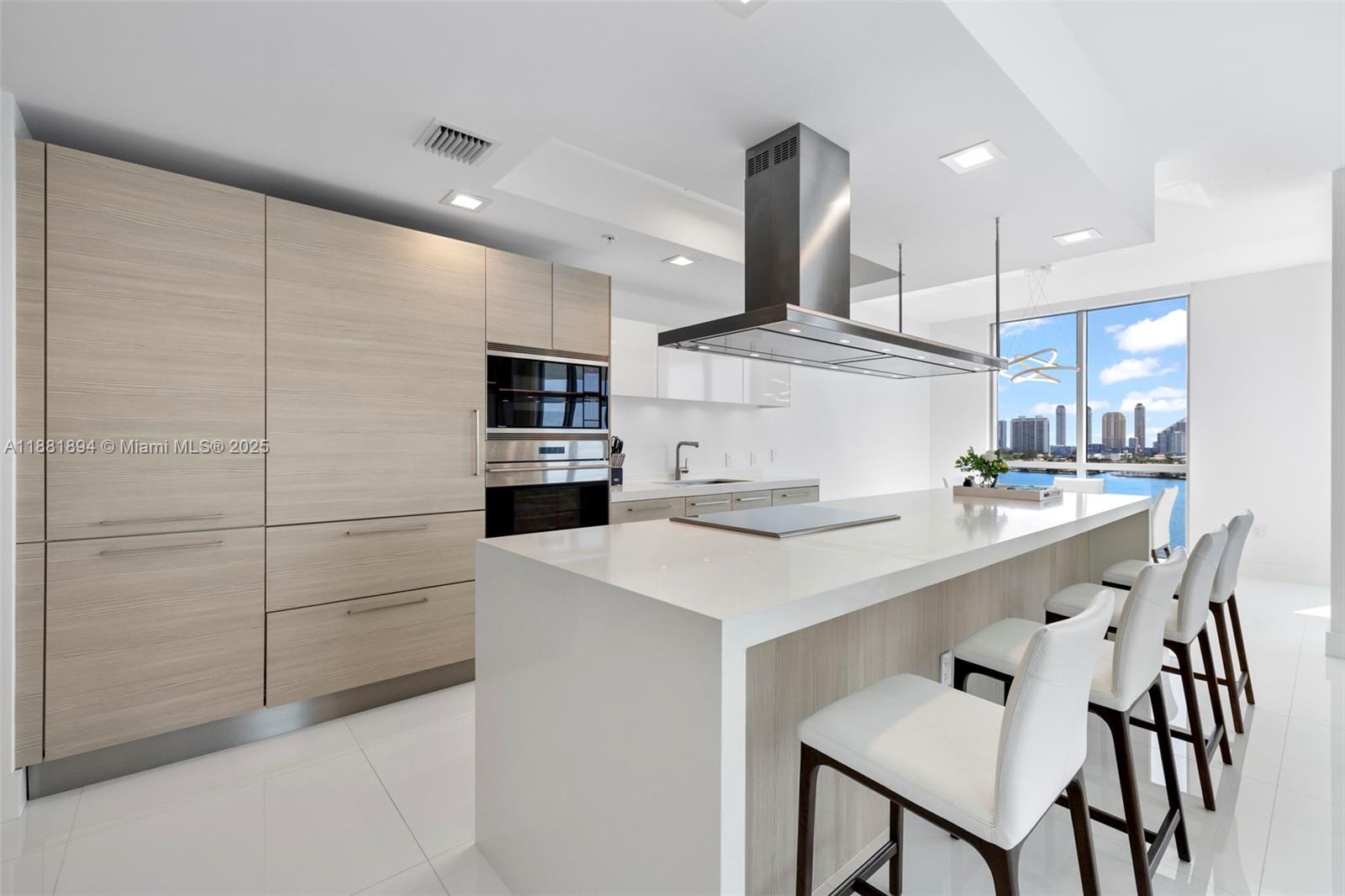 MARINA PALMS RESIDENCES S - Residential