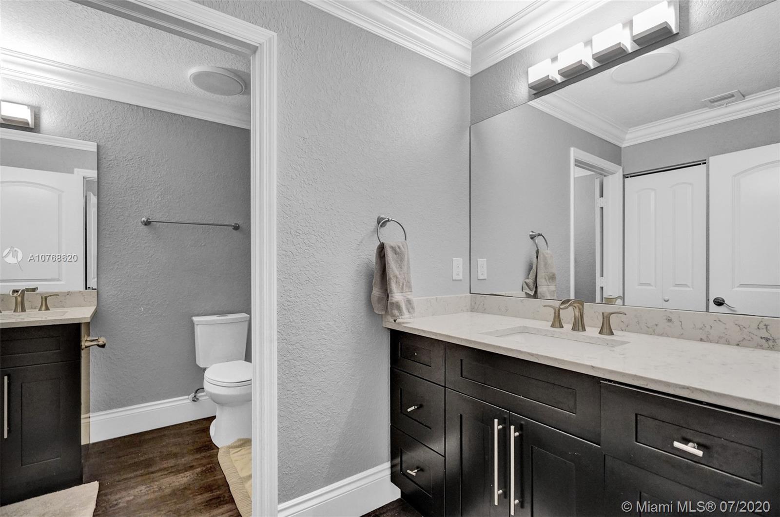 MADISON GREEN - Residential