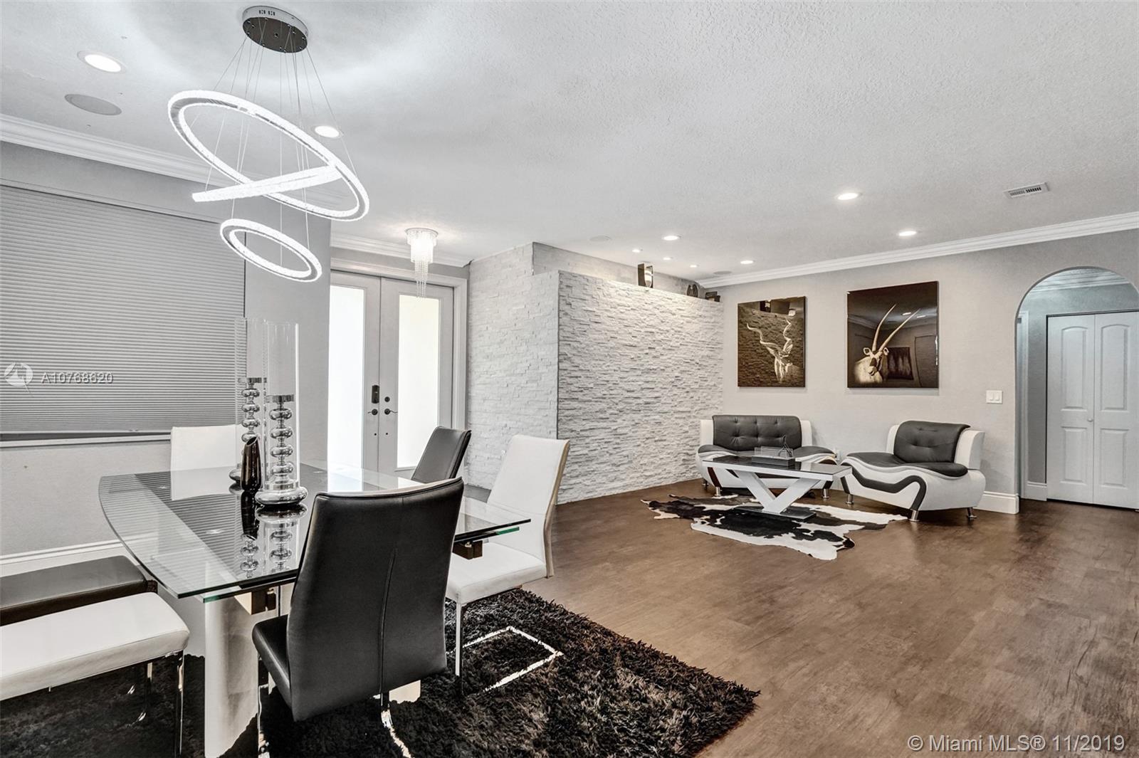 MADISON GREEN - Residential