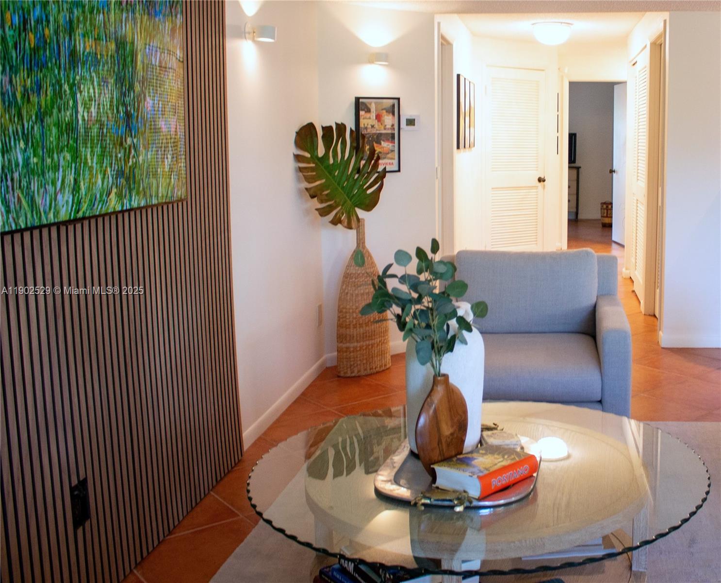 WINDWARD IV CONDOMINIUM - Residential