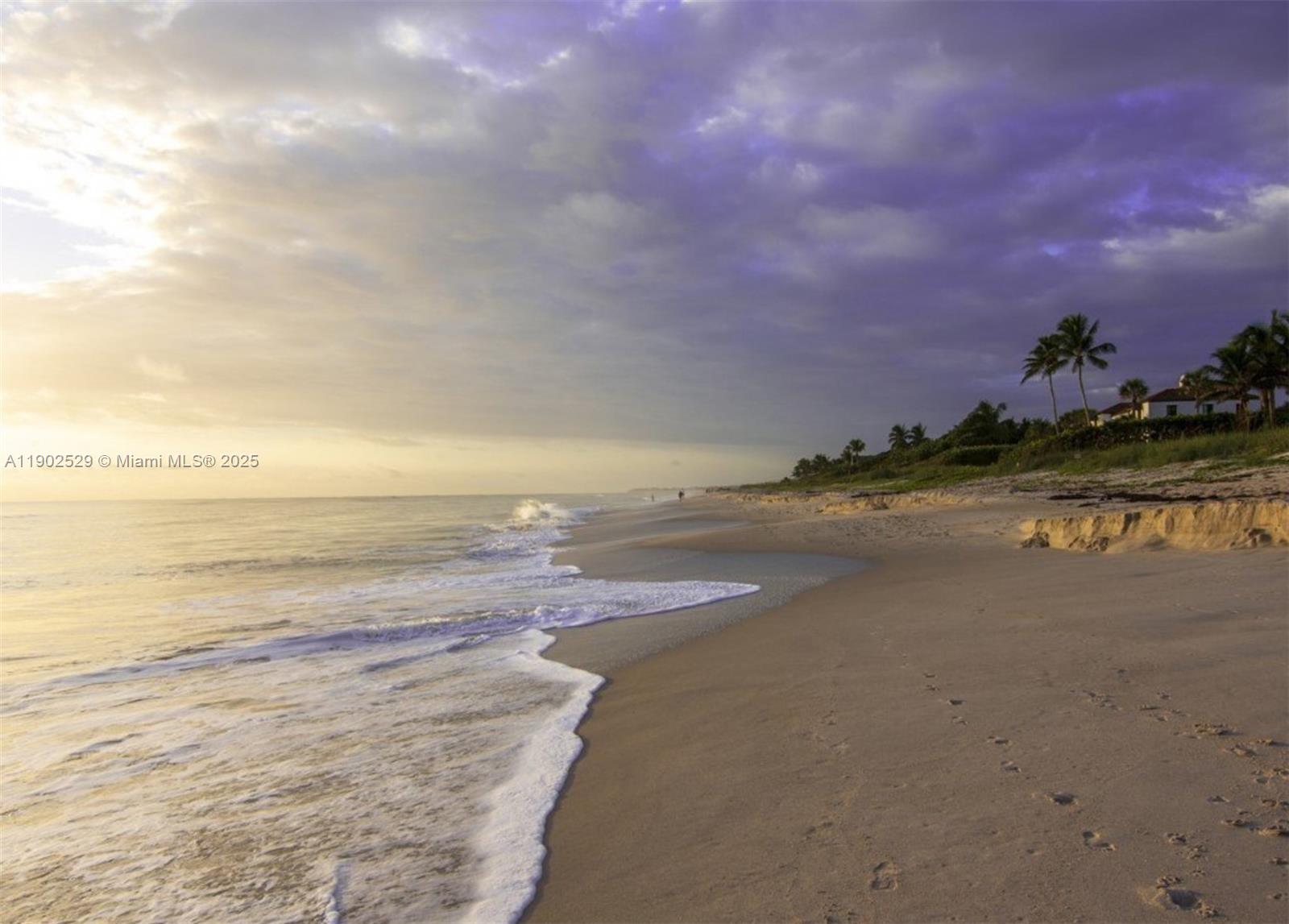 WINDWARD IV CONDOMINIUM - Residential